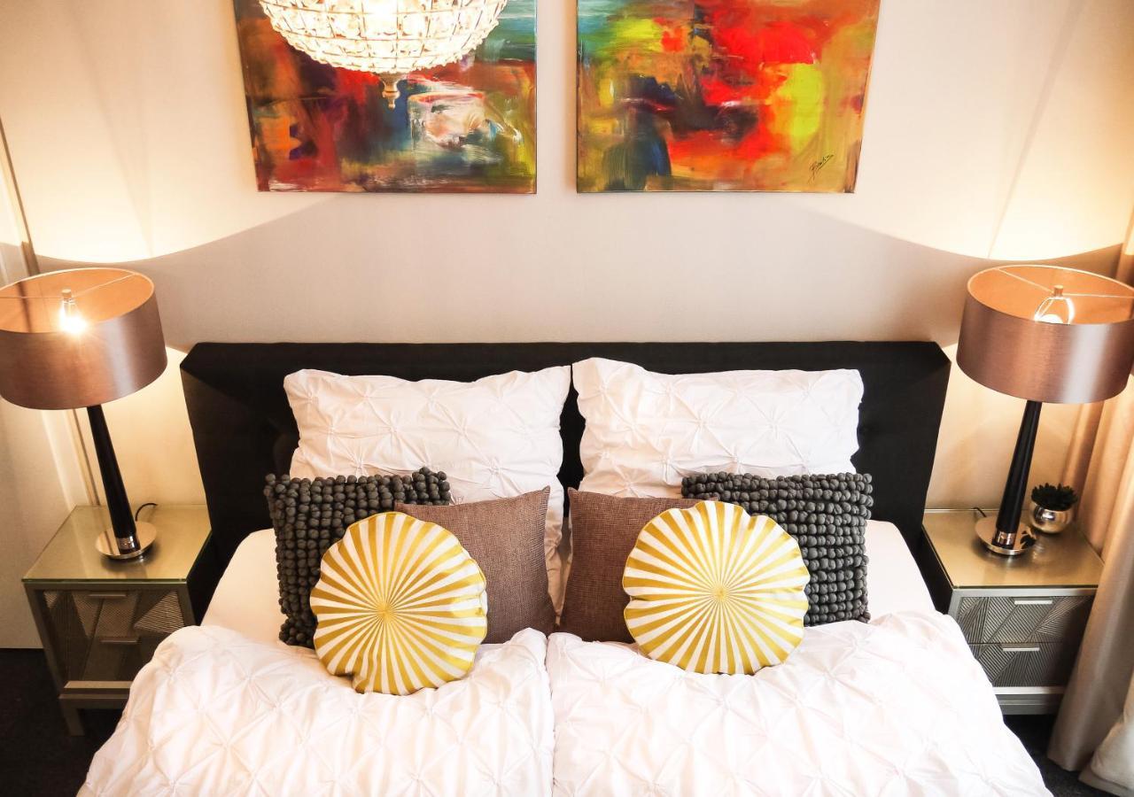 Comfort And Style In City Center With Ensuite Bathroom On Schaafenstrasse 쾰른 외부 사진
